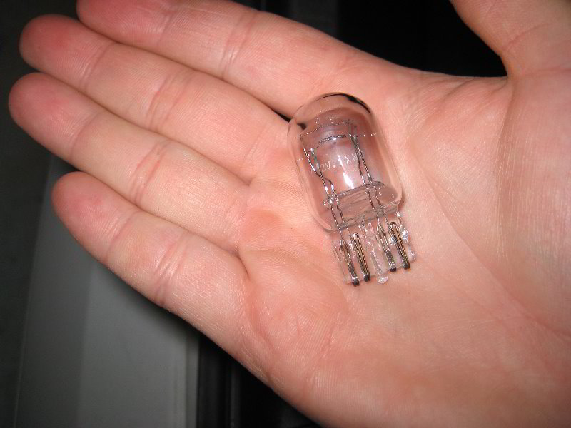 Mazda-Mazda3-Tail-Light-Bulbs-Replacement-Guide-017