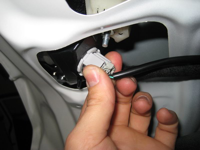 MazdaMazda3TailLightBulbsReplacementGuide035