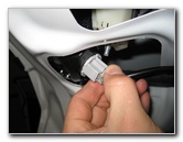 Mazda-Mazda3-Tail-Light-Bulbs-Replacement-Guide-031