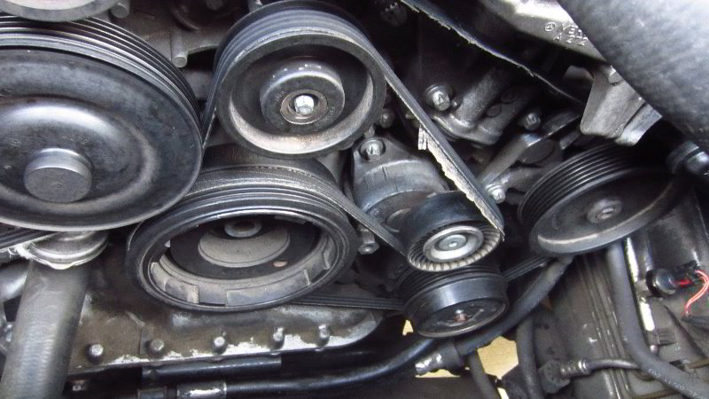 2006-2011-Mercedes-Benz-ML-350-Serpentine-Accessory-Belt-Replacement-Guide-009