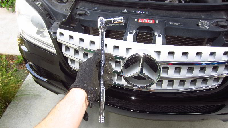 2006-2011-Mercedes-Benz-ML-350-Serpentine-Accessory-Belt-Replacement-Guide-015
