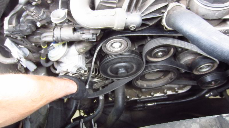 2006-2011-Mercedes-Benz-ML-350-Serpentine-Accessory-Belt-Replacement-Guide-023