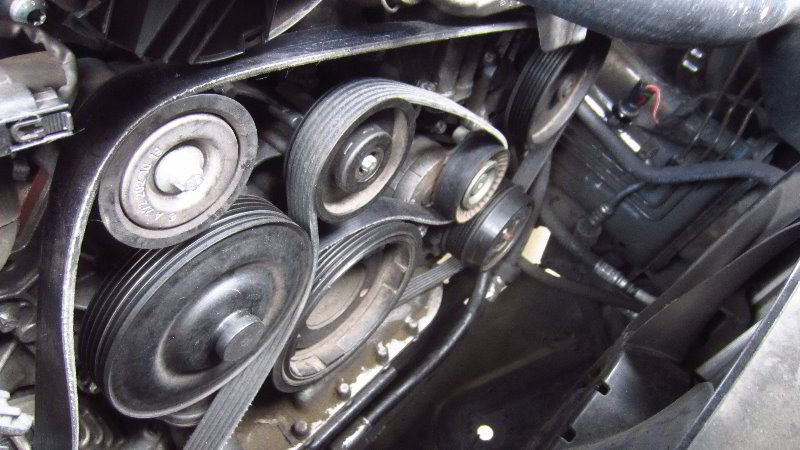2006-2011-Mercedes-Benz-ML-350-Serpentine-Accessory-Belt-Replacement-Guide-025