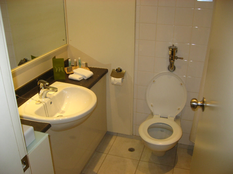 Mercure-Hotel-Vertigo-Restaurant-Auckland-New-Zealand-020