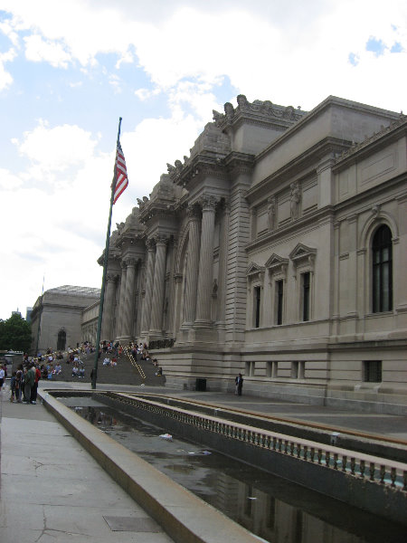 Metropolitan-Museum-of-Art-Manhattan-NYC-003