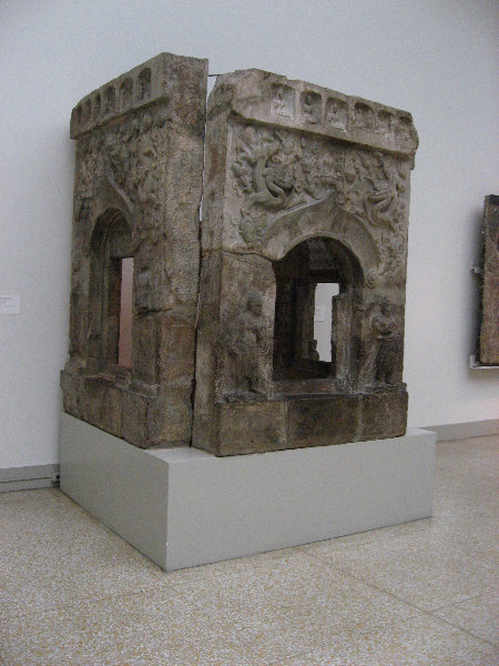 Metropolitan-Museum-of-Art-Manhattan-NYC-026
