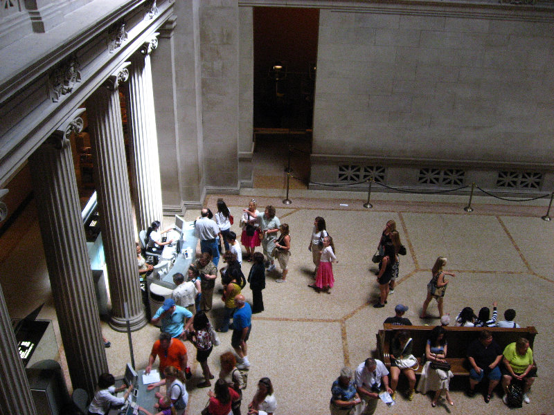 Metropolitan-Museum-of-Art-Manhattan-NYC-030