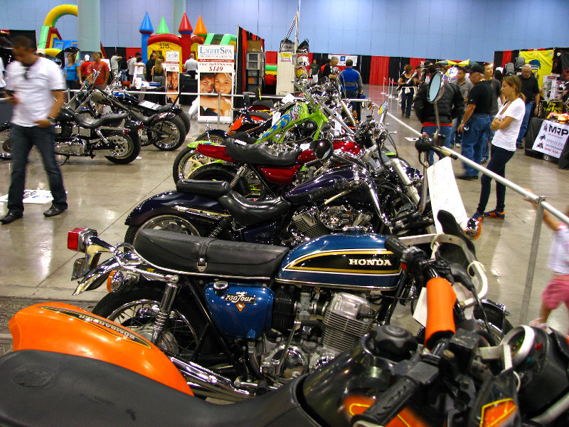Miami-Motorcycle-Salon-2008-South-Florida-Bike-Show-095