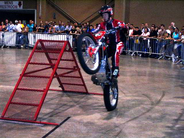 Adam-Holbrook-Stunt-Show-19