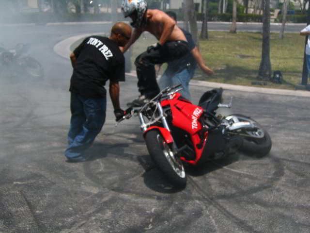 Team-1-AllStars-Sportbike-Stunt-Show-119