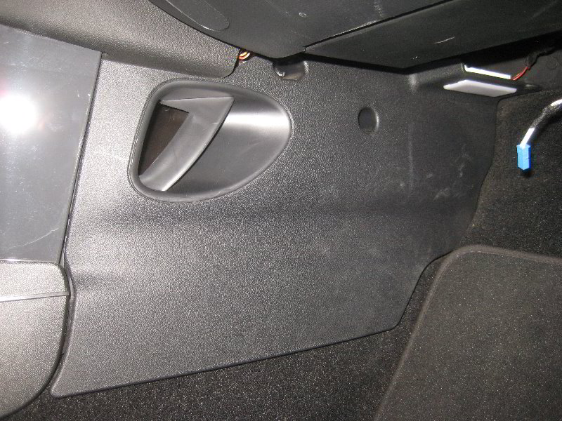 Mini-Cooper-Cabin-Air-Filters-Replacement-Guide-009