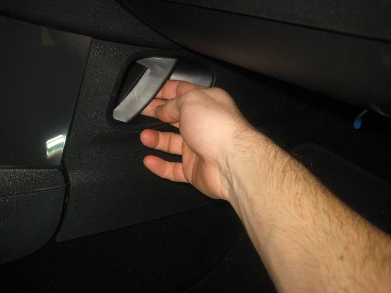 Mini-Cooper-Cabin-Air-Filters-Replacement-Guide-012