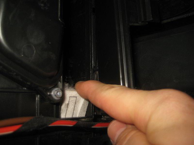 MiniCooperCabinAirFiltersReplacementGuide034