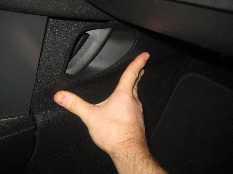 Mini-Cooper-Cabin-Air-Filters-Replacement-Guide-044