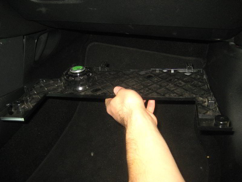 Mini-Cooper-Cabin-Air-Filters-Replacement-Guide-046