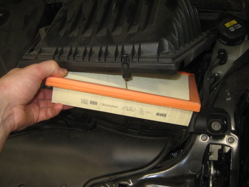 Mini-Cooper-Engine-Air-Filter-Replacement-Guide-007