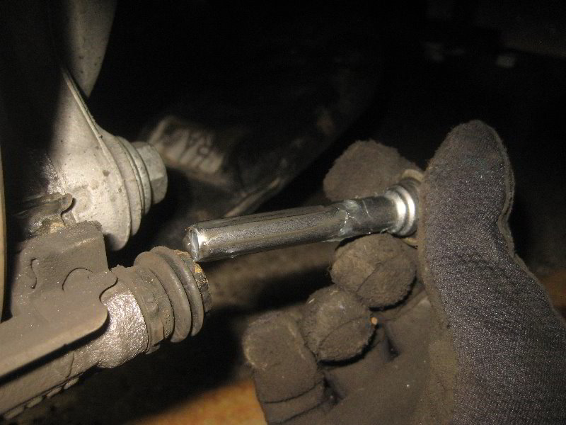 Mini-Cooper-Front-Brake-Pads-Replacement-Guide-015