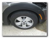 Mini-Cooper-Front-Brake-Pads-Replacement-Guide-001