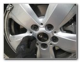 Mini-Cooper-Front-Brake-Pads-Replacement-Guide-036