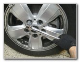 Mini-Cooper-Front-Brake-Pads-Replacement-Guide-039