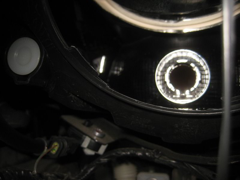 Mini-Cooper-Front-Turn-Signal-Light-Bulbs-Replacement-Guide-011