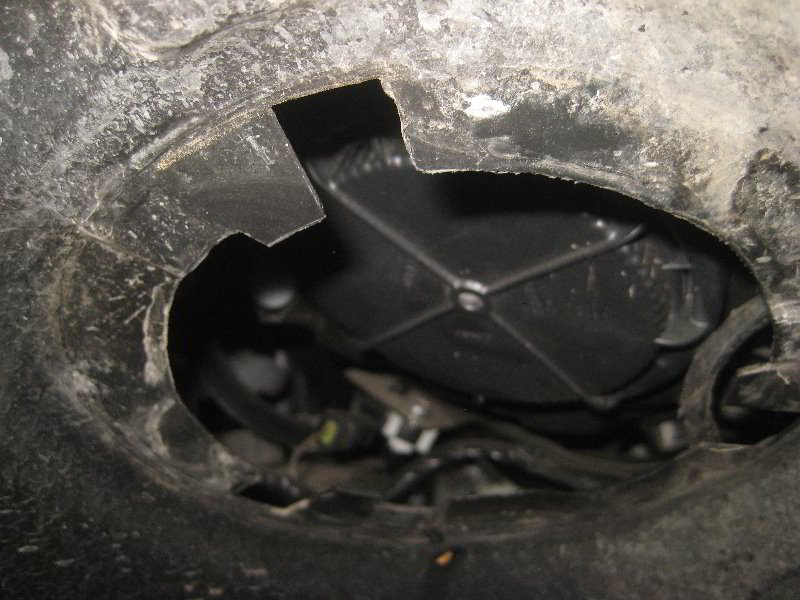 Mini-Cooper-Front-Turn-Signal-Light-Bulbs-Replacement-Guide-018