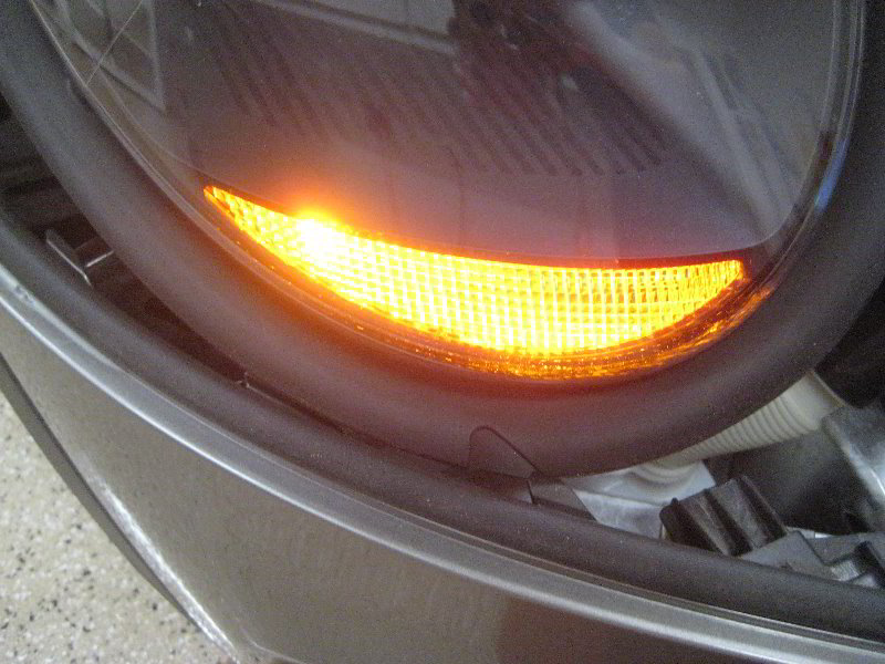 Mini-Cooper-Front-Turn-Signal-Light-Bulbs-Replacement-Guide-021