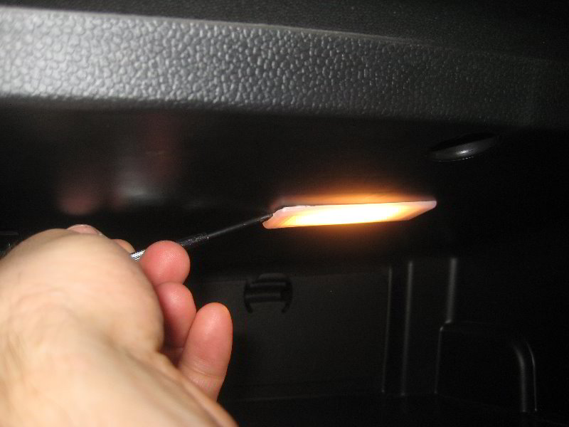 Mini-Cooper-Glove-Box-Light-Bulb-Replacement-Guide-004