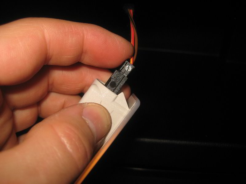 Mini-Cooper-Glove-Box-Light-Bulb-Replacement-Guide-012