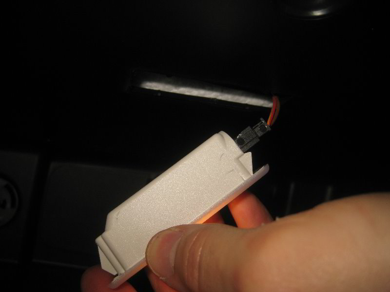 Mini-Cooper-Glove-Box-Light-Bulb-Replacement-Guide-013