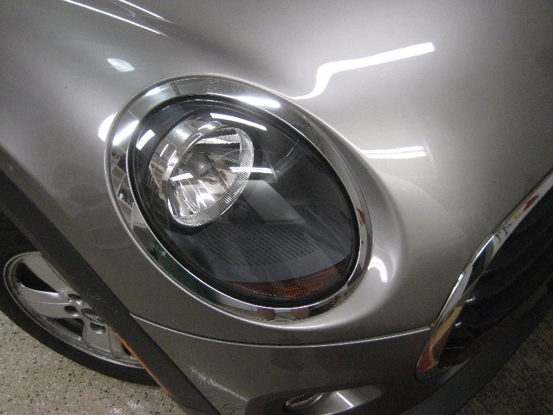 MiniCooperHeadlightBulbsReplacementGuide001