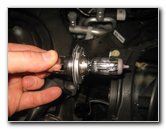 Mini-Cooper-Headlight-Bulbs-Replacement-Guide-014