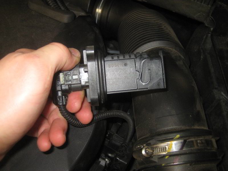 Mini-Cooper-MAF-Sensor-Cleaning-Replacement-Guide-006