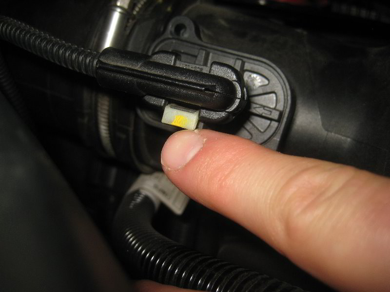 Mini-Cooper-MAF-Sensor-Cleaning-Replacement-Guide-018