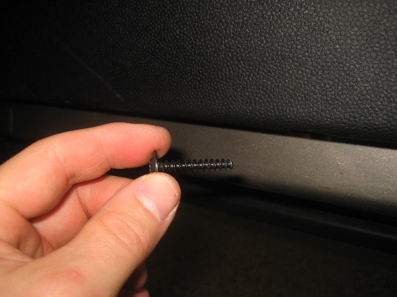 Mini-Cooper-Interior-Door-Panel-Removal-Guide-019