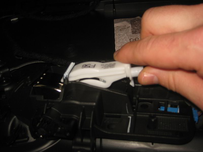 Mini-Cooper-Interior-Door-Panel-Removal-Guide-028