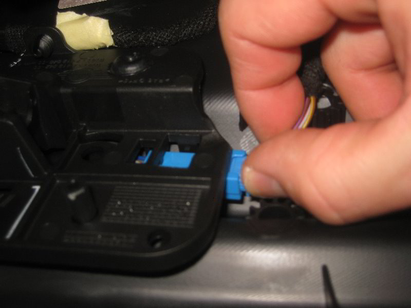 Mini-Cooper-Interior-Door-Panel-Removal-Guide-030