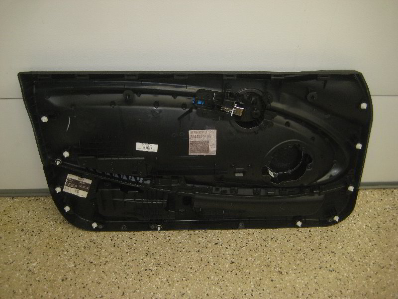 Mini-Cooper-Interior-Door-Panel-Removal-Guide-038