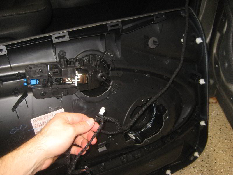 Mini-Cooper-Interior-Door-Panel-Removal-Guide-041