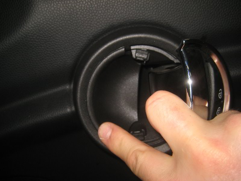Mini-Cooper-Interior-Door-Panel-Removal-Guide-069
