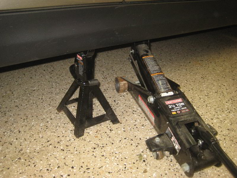 Mini-Cooper-Rear-Brake-Pads-Replacement-Guide-003