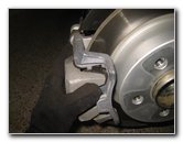 Mini-Cooper-Rear-Brake-Pads-Replacement-Guide-011