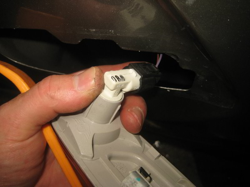 Mini-Cooper-Scuttle-Light-Bulb-Replacement-Guide-004