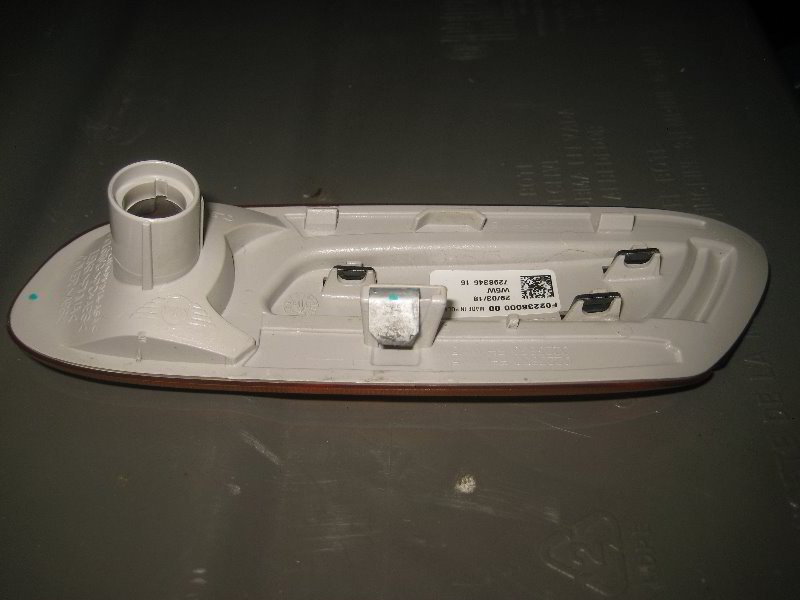 Mini-Cooper-Scuttle-Light-Bulb-Replacement-Guide-007