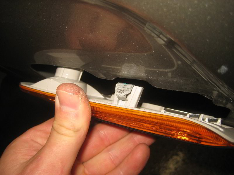 Mini-Cooper-Scuttle-Light-Bulb-Replacement-Guide-014