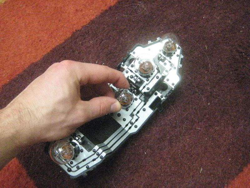 Mini-Cooper-Tail-Light-Bulbs-Replacement-Guide-019