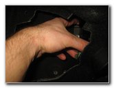 Mini-Cooper-Tail-Light-Bulbs-Replacement-Guide-013