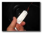 Mini-Cooper-Trunk-Light-Bulb-Replacement-Guide-003