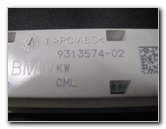 Mini-Cooper-Trunk-Light-Bulb-Replacement-Guide-007