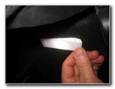 Mini-Cooper-Trunk-Light-Bulb-Replacement-Guide-010